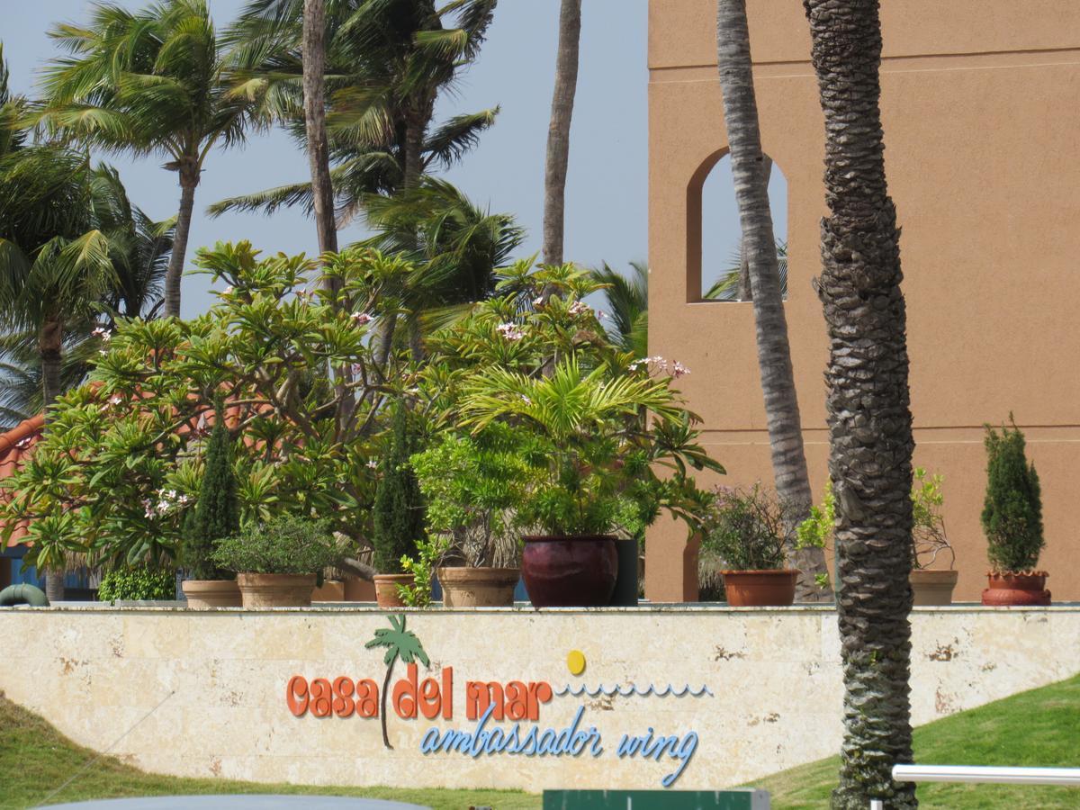 Casa Del Mar Beach Resort Palm Beach Екстер'єр фото